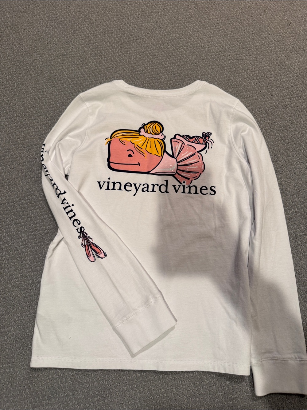 Vineyard vines ballerina whale